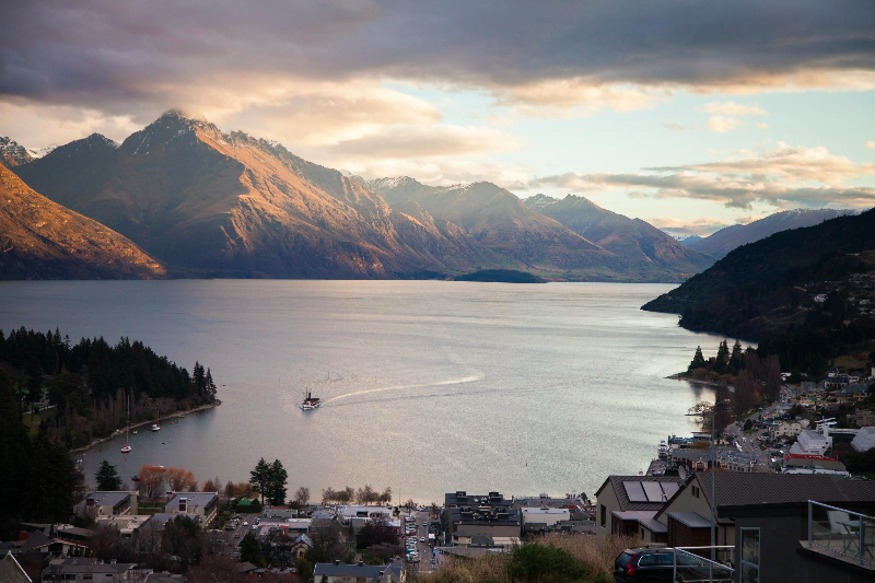 Queenstown. Pic by Lilah Snow (lilahsnow.com)