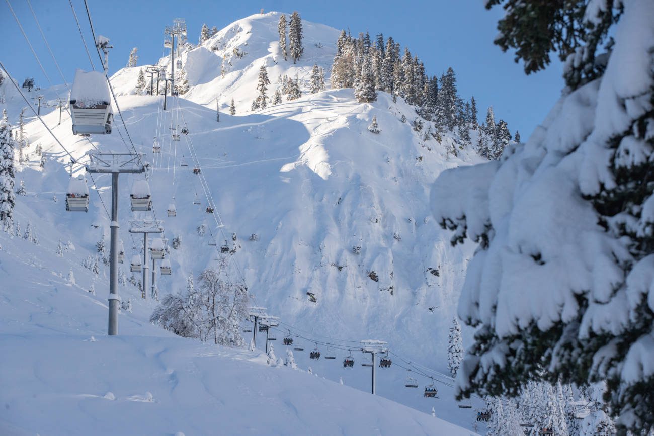 Inbound Avalanche Palisades Ski Resort - Search And Rescue In Process ...